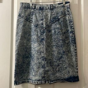 Vintage 80s blue denim acid wash Cherokee midi skirt